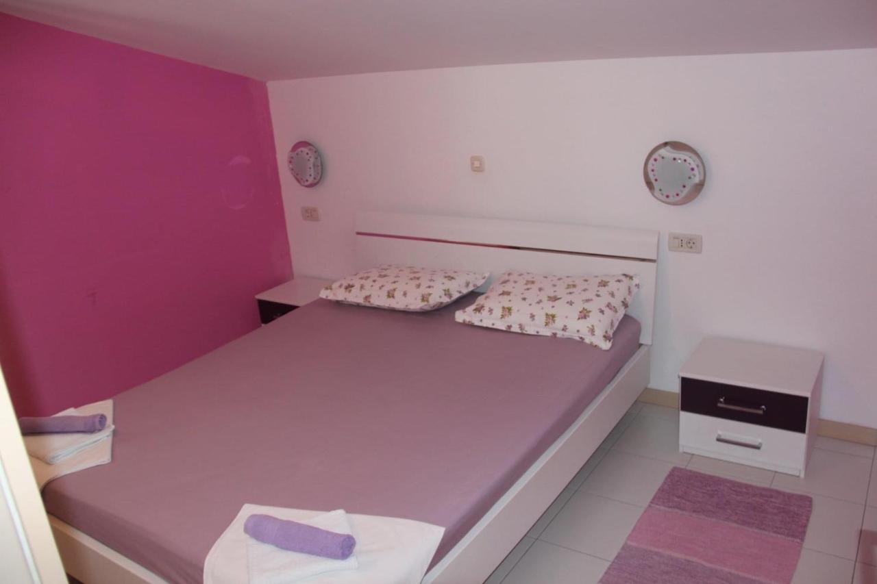 Apartmani Nima Tučepi Екстериор снимка